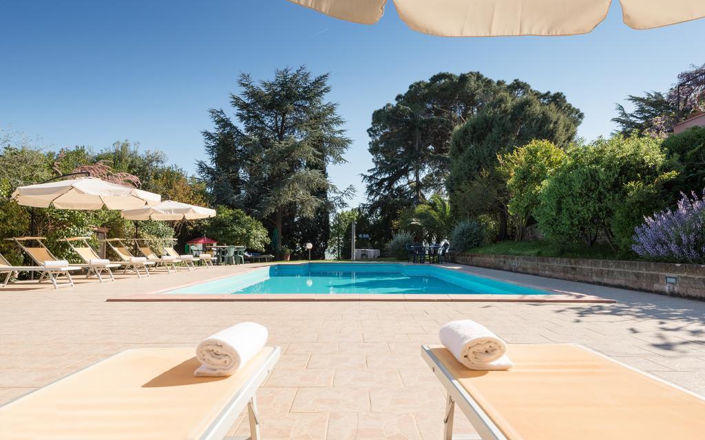 ונטורינה טרמה B&B Villa Il Poggetto מראה חיצוני תמונה