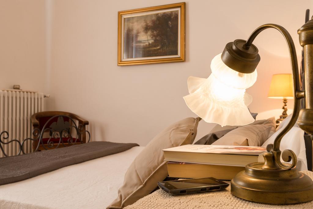 ונטורינה טרמה B&B Villa Il Poggetto חדר תמונה