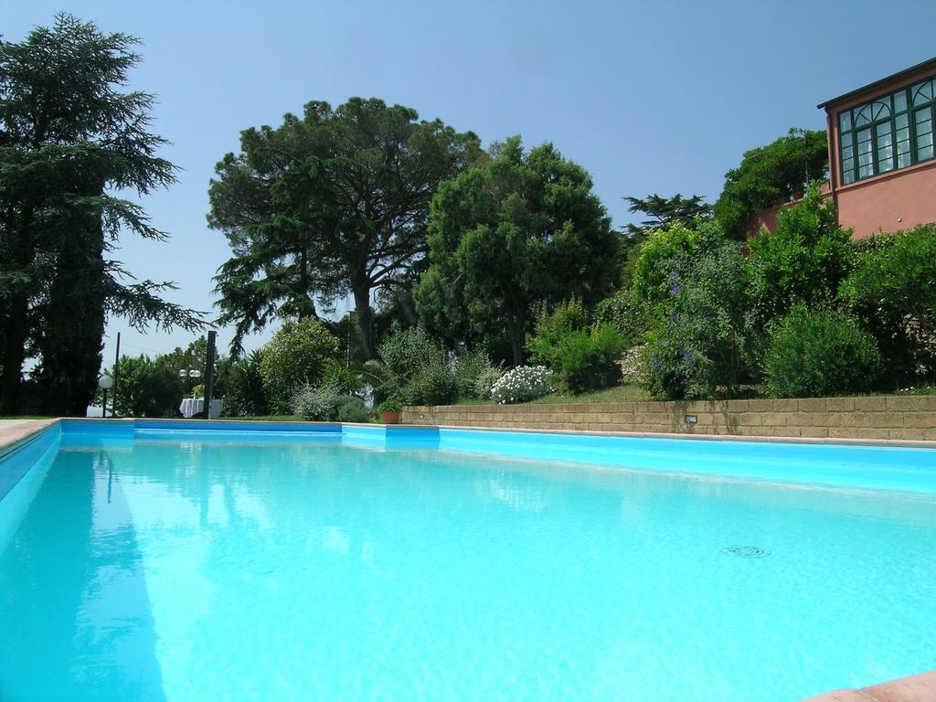 ונטורינה טרמה B&B Villa Il Poggetto מראה חיצוני תמונה